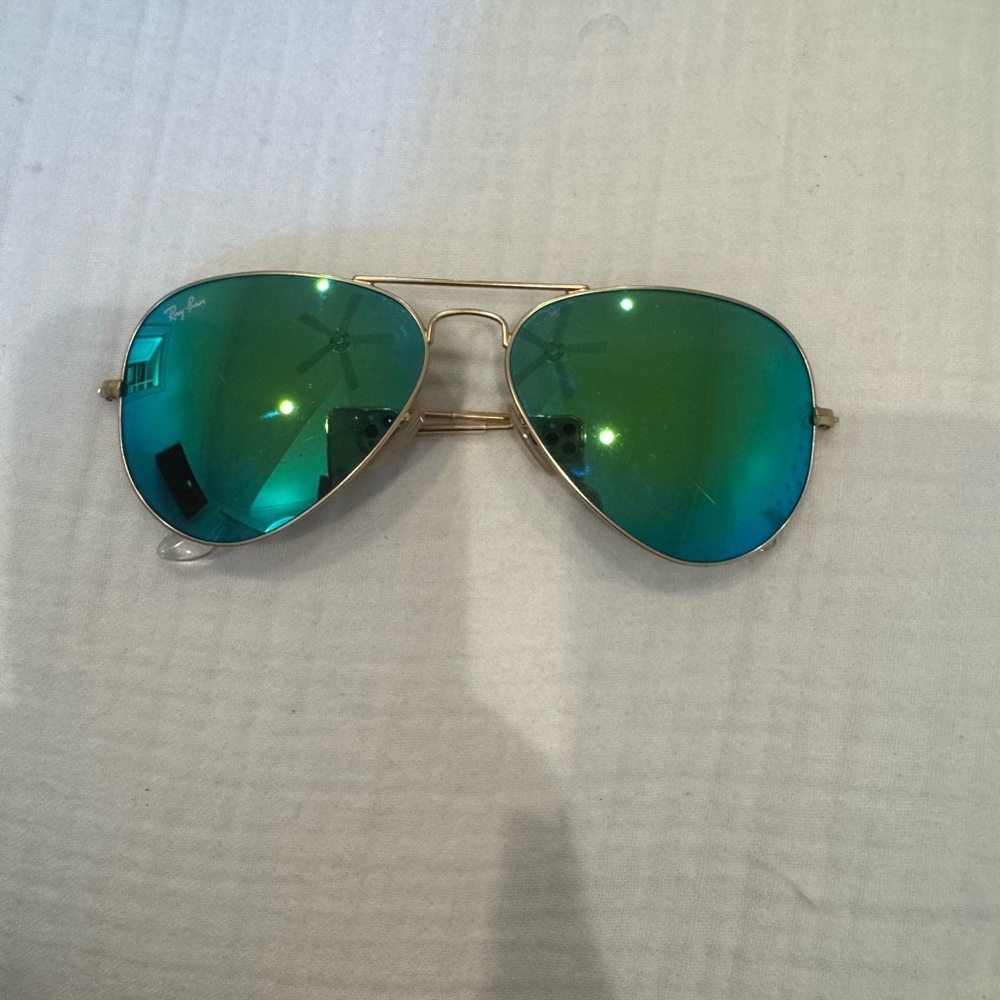 Ray-Ban Gold Frame Sunglasses with Green Mirror Lenses - Picture 2 of 2